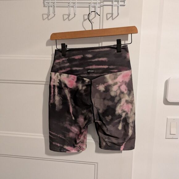 Women's Tie-Dye High-Waisted Shorts - Picture 3 of 4
